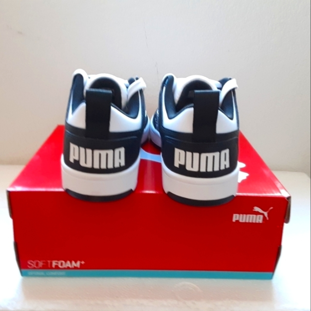 Puma - Picture 4 of 4